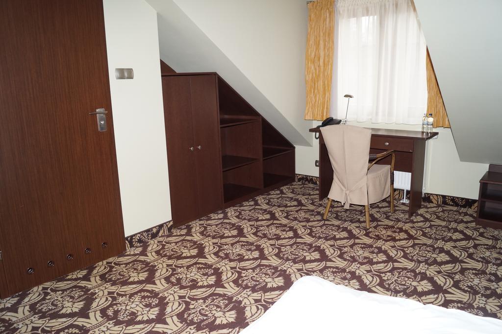 بيسكوبييت Hotel Sloneczny Brzeg الغرفة الصورة